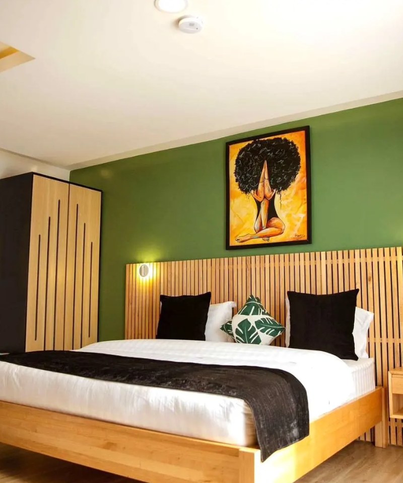 Bedroom Woodwork Set