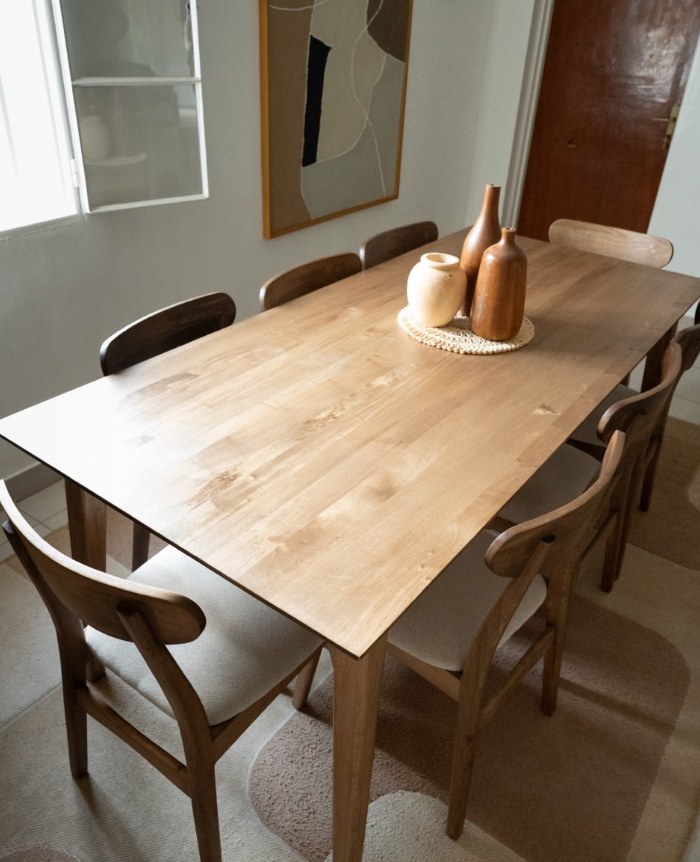 Round Dining Set thumbnail 2
