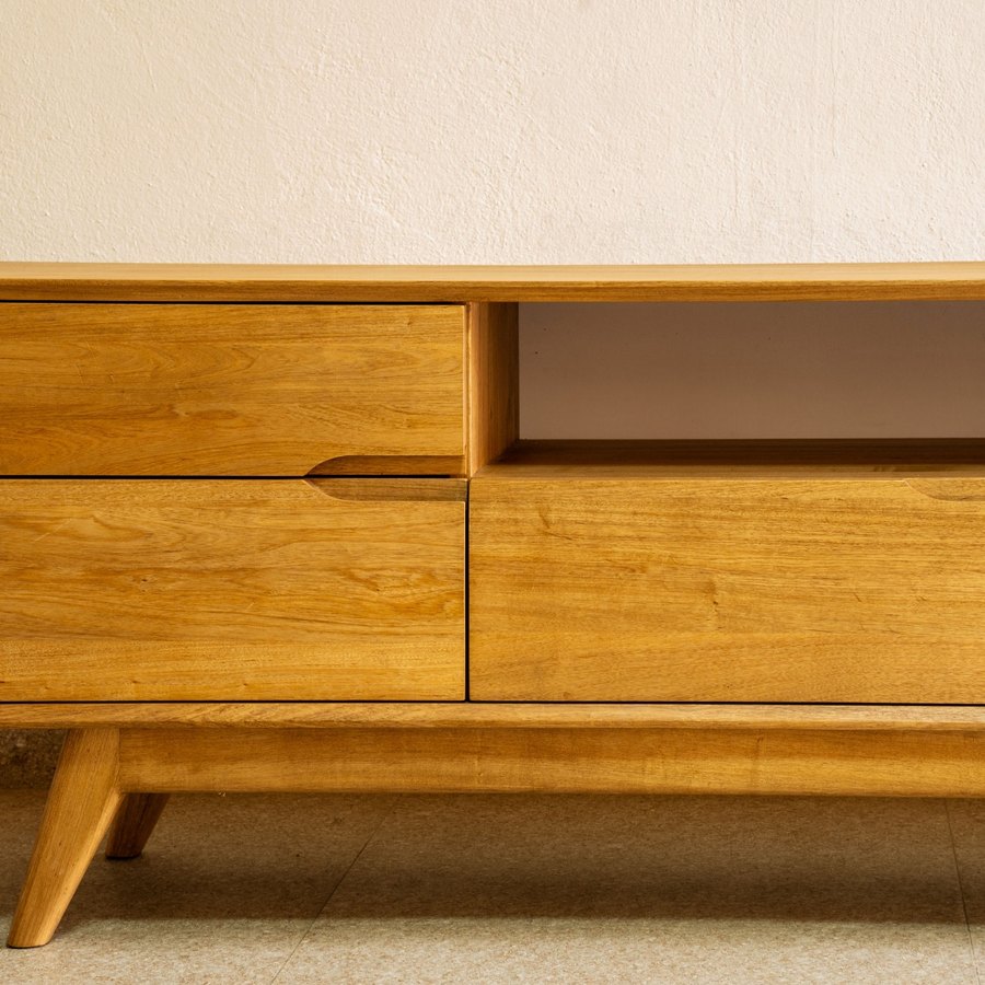 TV Stand & Media Unit